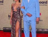 El cantante junto a su novia Gabriela Berlingeri.