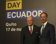 El vicepresidente de Ecuador, Alfredo Borero, con Peter Cerdá, de IATA.