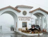Entrada al Quilotoa empapada de lluvia