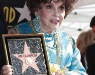 La actriz italiana Gina Lollobrigida en el Paseo de la Fama de Hollywood en 2018.