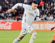 Mauricio Martínez en un partido con Liga de Quito