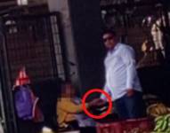 Videos captan a funcionarios del Mercado de Montebello cobrando dinero y productos a comerciantes