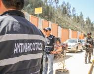 Imagen de un policía de la dirección de Antinarcóticos, en una foto tomada en octubre del 2015.