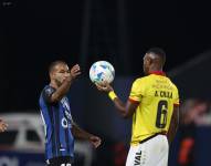 Junior Sornoza y Aníbal Chalá, jugadores de IDV-BSC.