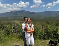 Fotografía de Ángela Aguilar junto a su pareja Christian Nodal