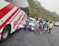 Dos médicos del hospital de Bahía de Caráquez fallecieron en un accidente de tránsito en Manabí.