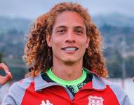 Stiven Tapiero en un entrenamiento con el Técnico Universitario