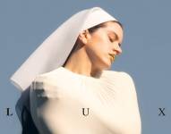 Portada del álbum LUX