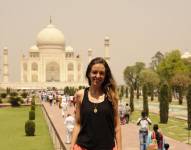 La quiteña Paola Roldán en uno de los viajes que realizó alrededor del mundo.