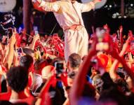 Nattan en uno de sus conciertos