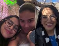 Imagen de Michela Pincay junto a su hermana Iesmin, publicado en su cuenta de Instagram.