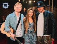 Ed Sheeran, Shakira y Beele en colaboración de Hip's Don't Lie.