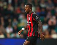 Pervis Estupiñán fue titular y jugó los 90 minutos en la derrota del AC Milan en la Supercopa de italia.