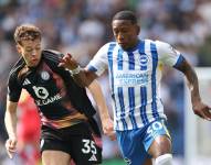 Pervis Estupiñán arrancó de titular con el empate del Brighton