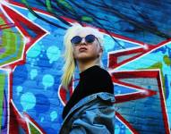 Xueli tiene 16 años y se ha convertido en el rostro de grandes marcas.