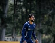 Jeison Medina en su primer entrenamiento con Liga de Quito