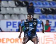 Michael Carcelén dio su primera asistencia con el Querétaro.