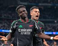 El delantero del Arsenal, Bukayo Saka, celebra su gol contra el Real Madrid