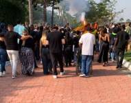 Foto del masivo velorio organizado en un camposanto de Daule por el asesinato de Mario Pineida.