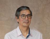 Fotografía del juez constitucional Raúl Llasag Fernández.