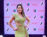La presentadora ecuatoriana, Alejandra Jaramillo, en la alfombra de los Premios Juventud.