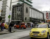 El edificio matriz del IESS funciona en la avenida 10 de Agosto y Bogotá, en el centro de Quito, desde 1960.