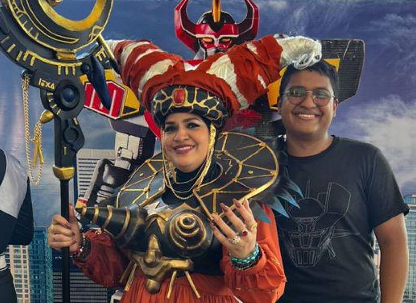 Cosplayers varios en el Budokan.