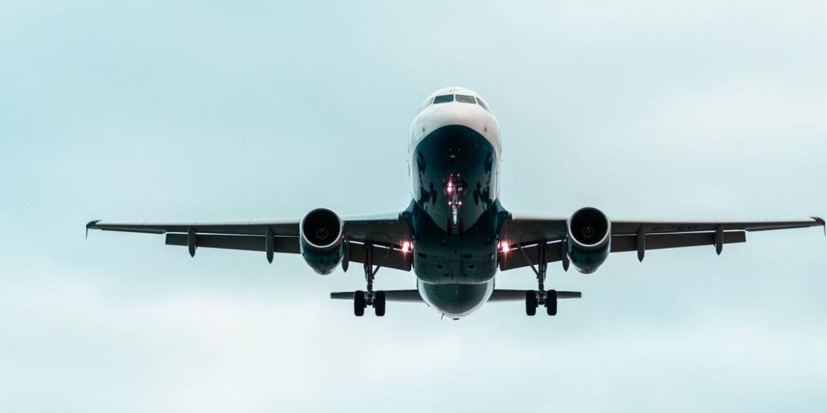 Vuelo de SkyWest cae más de 1 200 metros por turbulencia y deja dos heridos en EE. UU.