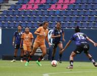 Dragonas IDV goleó 4 - 0 a Barcelona SC y logró su primer título en la Superliga femenina.