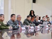 La rueda de prensa de las autoridades que informan sobre el operativo del feriado de noviembre.