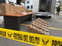 Los paquetes de estupefacientes decomisados por la Policía Nacional en Ambato.