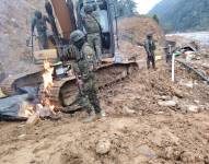 Las Fuerzas Armadas intensifican destrucción de maquinaria minera ilegal en 2025