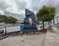 La escultura llamada 'Transparencia' que se encuentra en la plaza que lleva el mismo nombre.