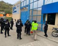 El operativo fue realizado por las Fuerzas Armadas y Policía Nacional en la provincia de Manabí.