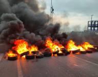 UNE bloquea varías vías a nivel nacional