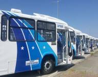 Paralización de buses perjudica a miles de usuarios en Guayaquil