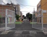 Varios sectores de Guayaquil ya incluyeron rejas en las entradas y salidas de sus calles principales.