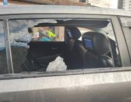 El auto del abogado fue atacado en Quito.