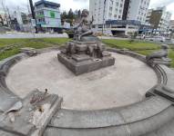 Sujetos robaron dos piezas de cobre de la escultura de Las Focas.