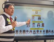 Manuel Cruz, jefe de la División de Estafas de la Policía de Perú, mostró cómo estaba formada la red de estafadores.