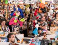 31 Minutos, unos de los títeres más conocidos de Latinoamérica, invadieron el pequeño escritorio de NPR (Radio Pública Nacional), en Washington D. C. en Estados Unidos.