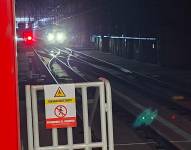 Imagen referencial de un tren del Metro de Quito avanzando en el túnel.