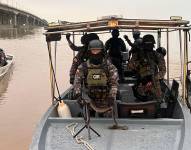 El Bloque de Seguridad allanó 60 casas usadas para esconder droga, armas y cadáveres en Durán.