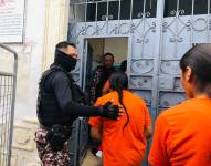 Foto de tres detenidos por el paro nacional en Ecuador, retornados a Ibarra.