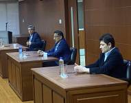 Finalistas del concurso para la renovación parcial de la Corte Constitucional, durante el examen escrito.