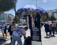 Quiscos con productos de Shakira.