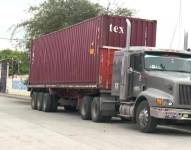 Imagen de un tráiler que fue asaltado por 10 delincuentes