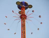 Imagen descriptiva de la atracción StarFlyer a 80 metros de altura en Madrid.