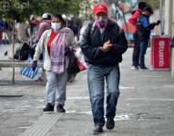 La mañana de este miércoles 19 de enero, el cuerpo de un hombre en la vía pública alarmó a los quiteños. API/Referencial