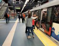 Miles de usuarios utilizan el Metro de Quito diariamente.